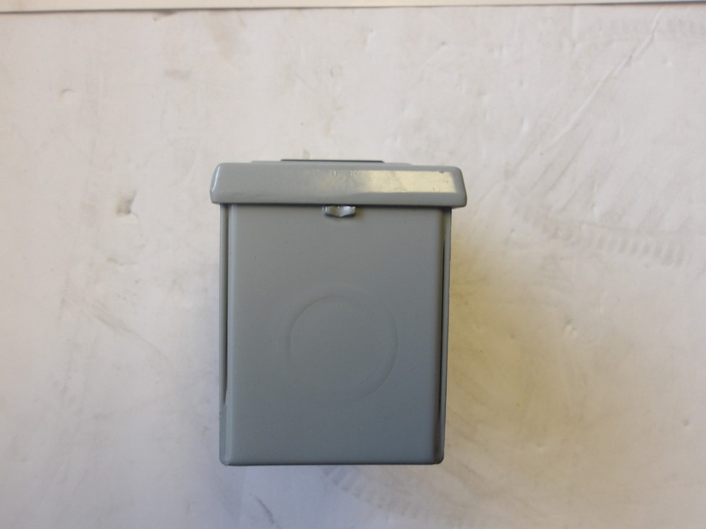 GENERAL ELECTRIC P/N: CR101JA1B SINGLE SPEED CONTROLLER 2POLE TYPE 1 ENCLOSURE