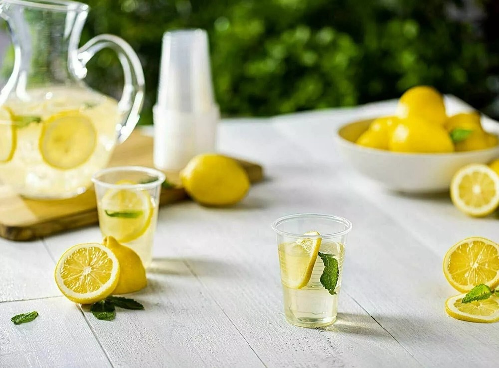 9oz Disposable light-weight Plastic Cups: 40CT