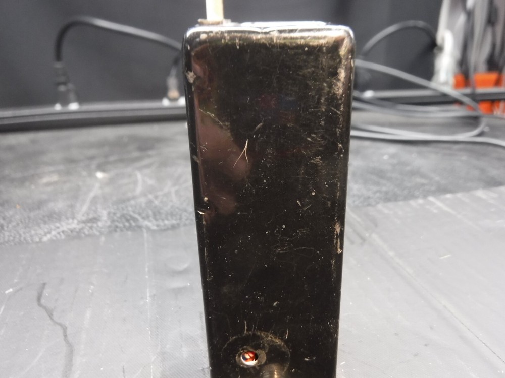 Unit UFC-1160A Gas: CL2 Mass Flow Controller