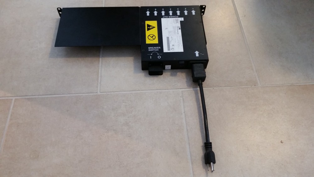 IBM Server Power Distribution Model API0PD01