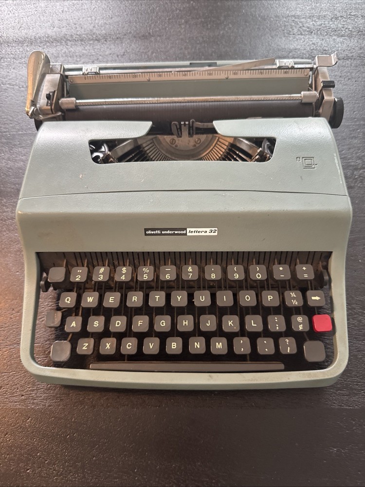 Olivetti Underwood Typewriter