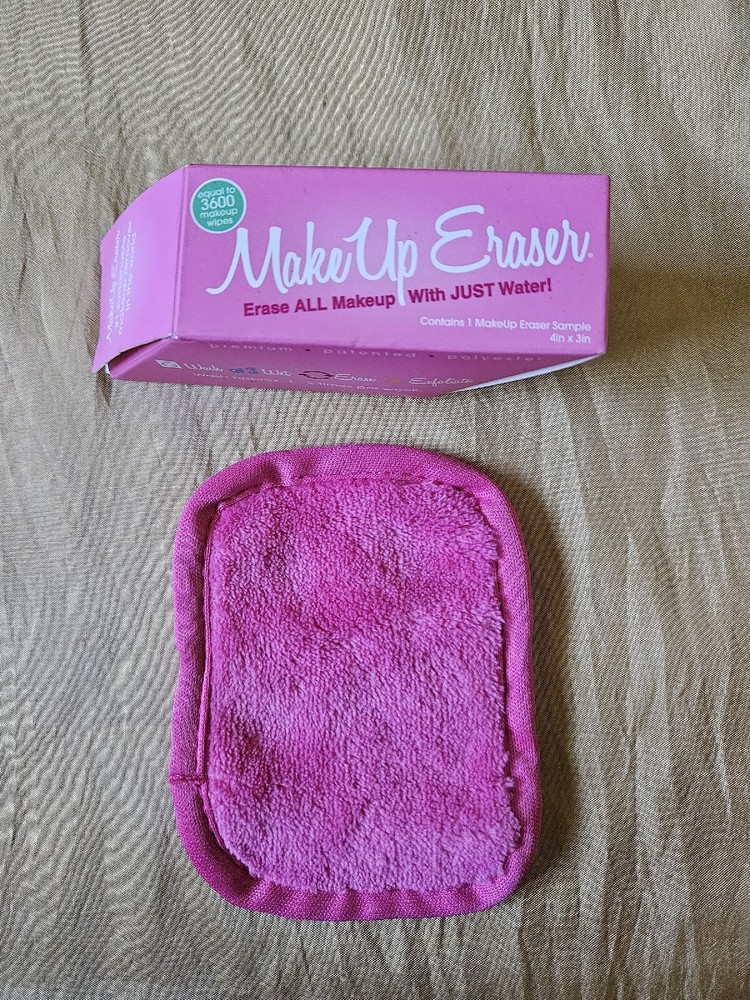 Makeup Eraser Sample Cloth Remover 4in×3in Pink