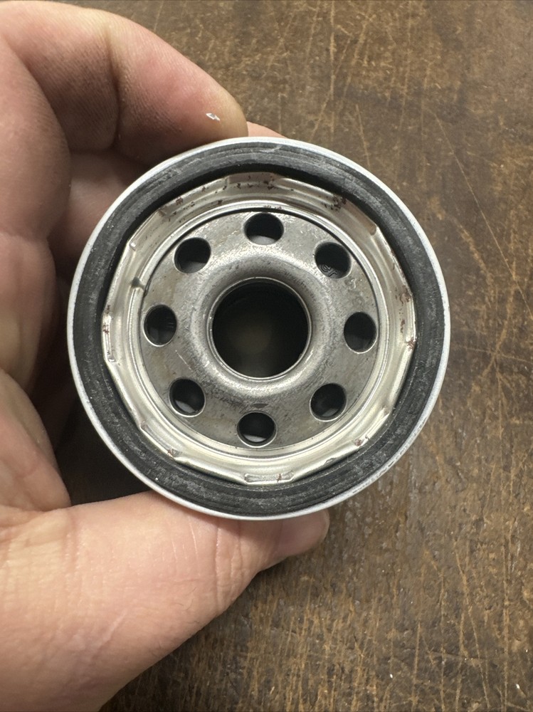 72201898 OEM AGCO Oil Filter