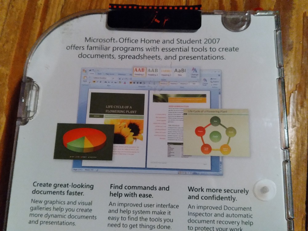 Microsoft Office Home and Student 2007 CD/DVD-ROM Windows XP