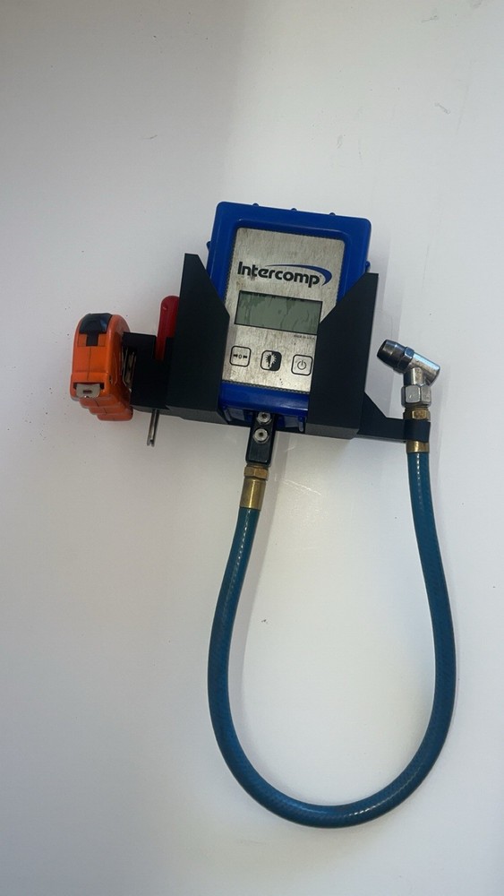 Deluxe Intercomp Digital Air Gauge Holder