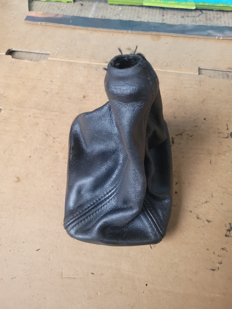 AUDI A4 B6 GEARSTICK GAITER ORIGINAL FITMENT