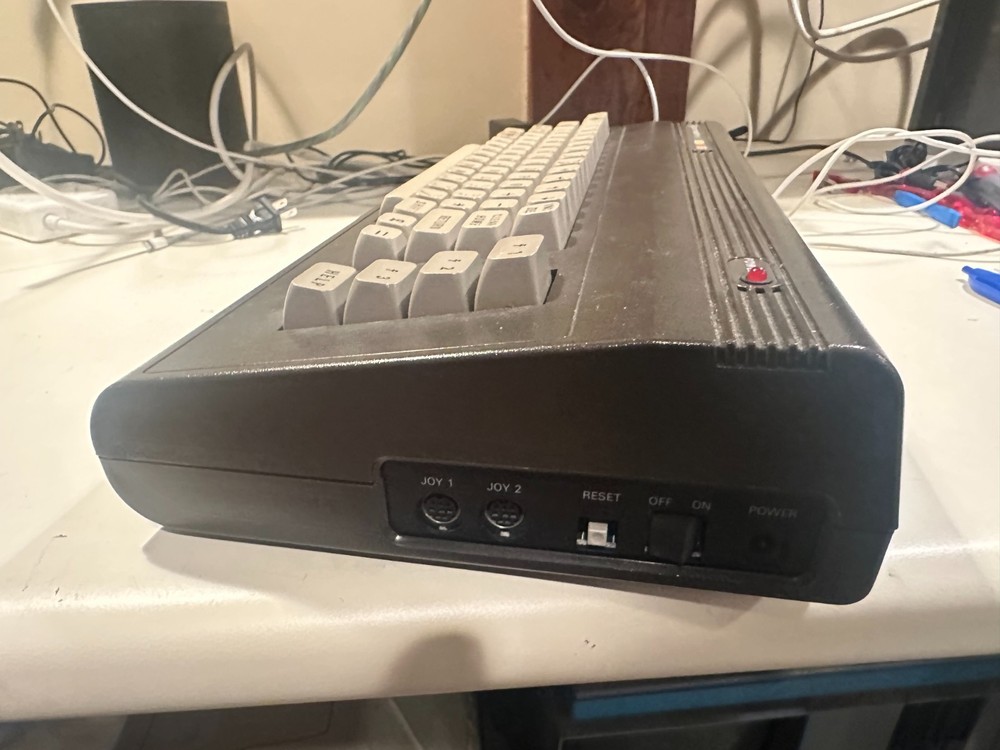 Commodore 16 Vintage Computer C16 Powers on No Video READ