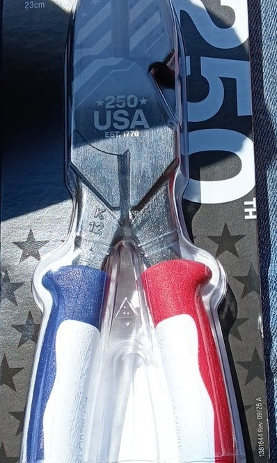 Klein Tools 250th Anniversary Cable Cutter 23cm Red White Blue Handle