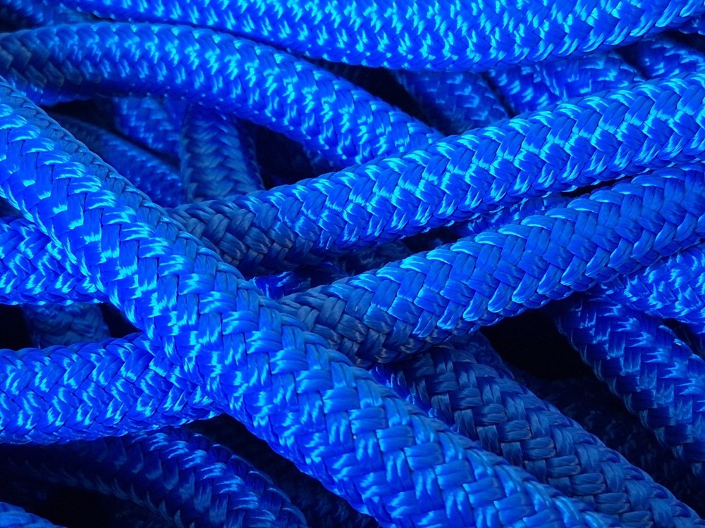 9/16 " x 200 ft. Double Braid-Yacht Braid Polyester Rope . Marine Blue