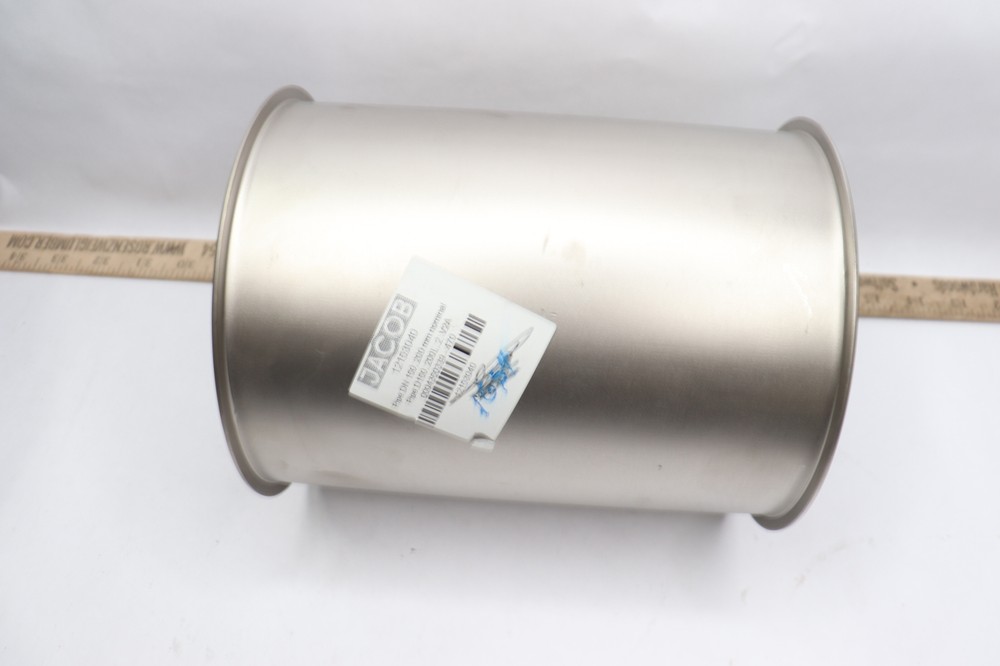Jacob Tri Clamp w/ Weld Base 10