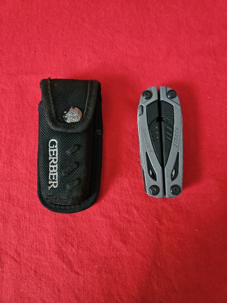 Gerber Strata multi-tool Excellent Condition With Case