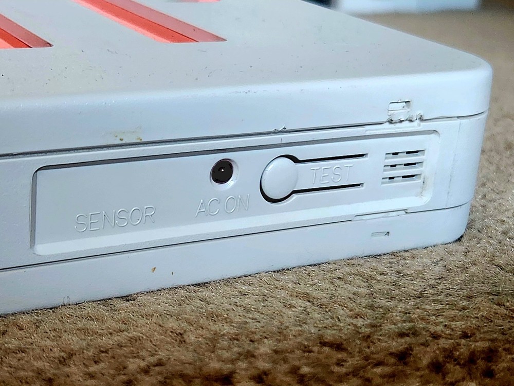 EMERGILITE THOMAS AND BETTS LED RED EXIT SIGN LIGHT (ONE SIDED)