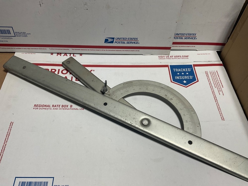 Porter-Cable protractor saw guide