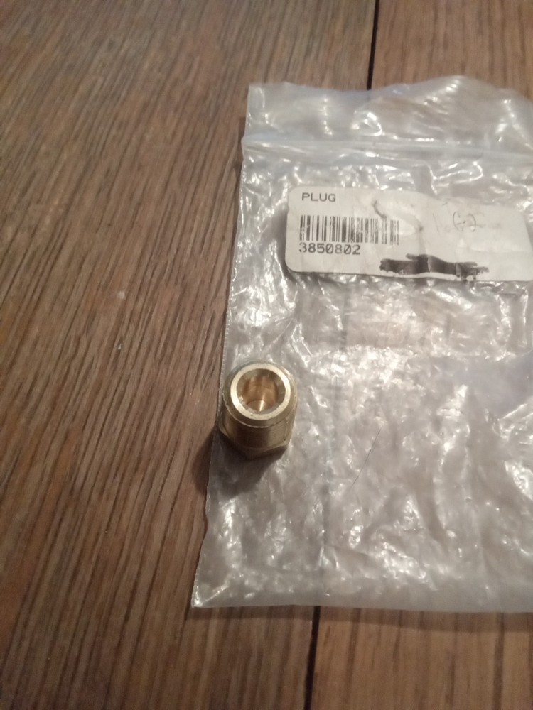 Volvo Penta 3850802 Plug