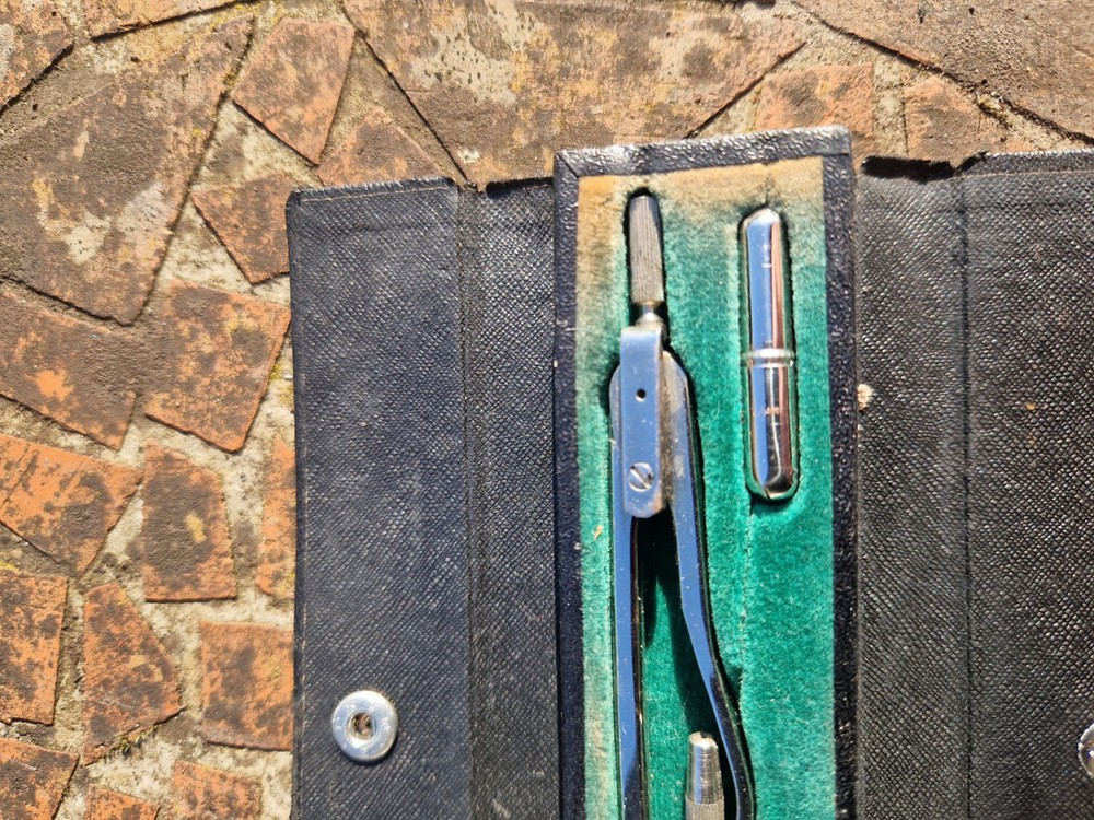 Vintage M.D.S. Drawing Compass In Box
