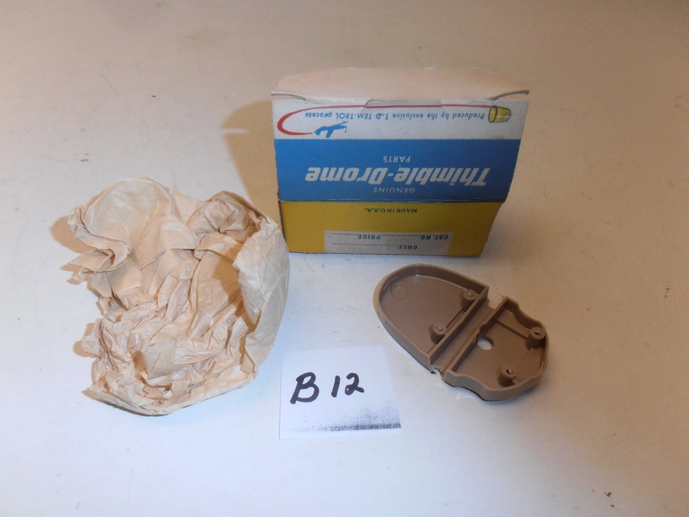 P-40 Motor Mount Color is Tan