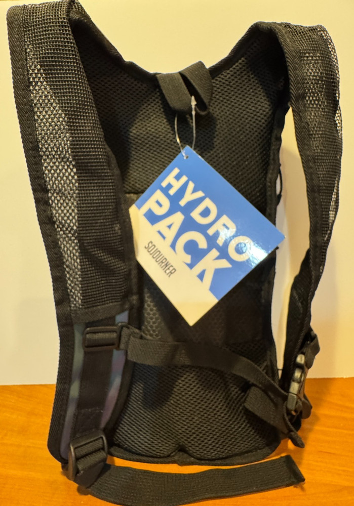NWT - Sojourner Hydration Water Backpack Hydro Pack - With 2L Hydration