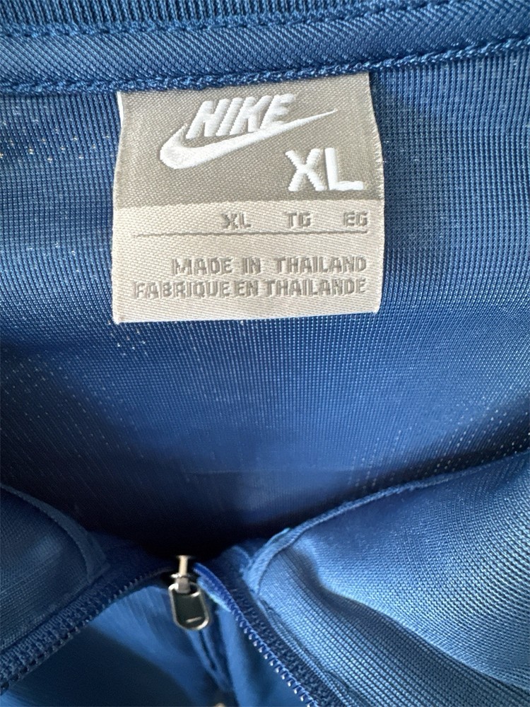 nike men’s jacket size XL