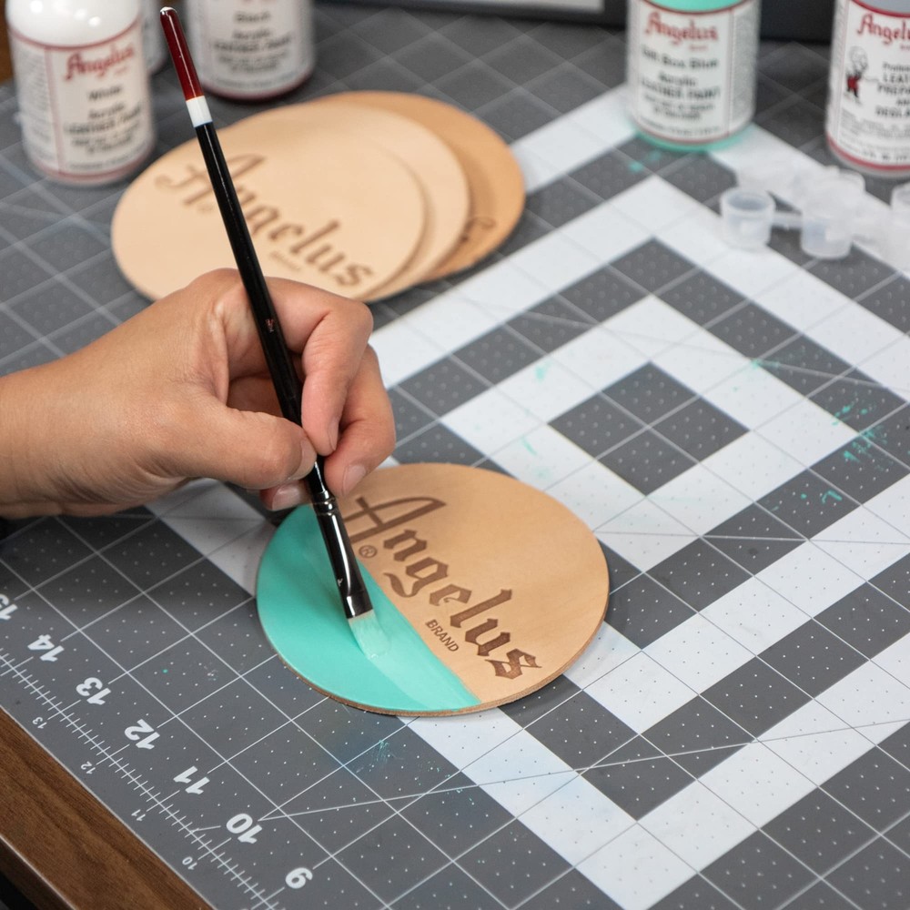 Acrylic Leather Paint 4 oz Mustard