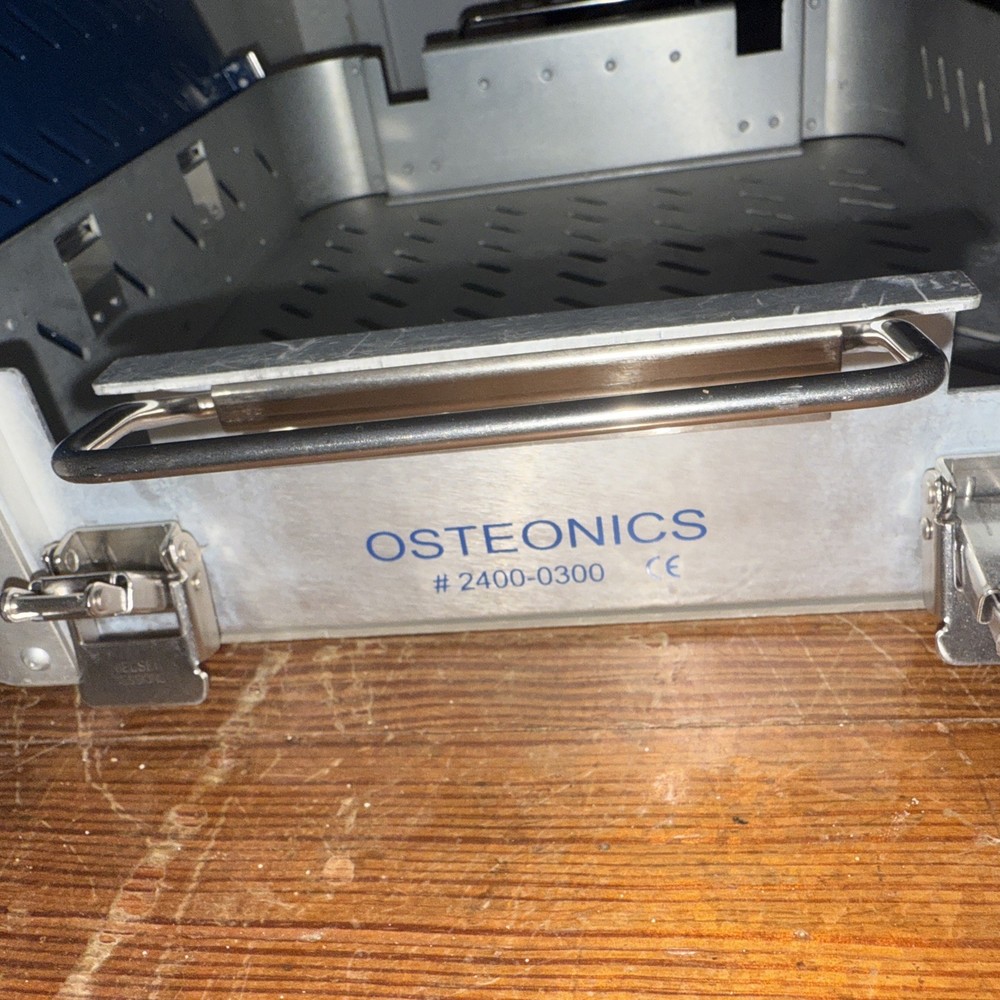 Osteonics Sterilization Case 2400-0300