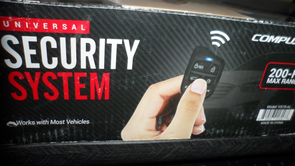 Compustar Universal Security System VS70-AL 200 FT Max Range / NEW IN BOX