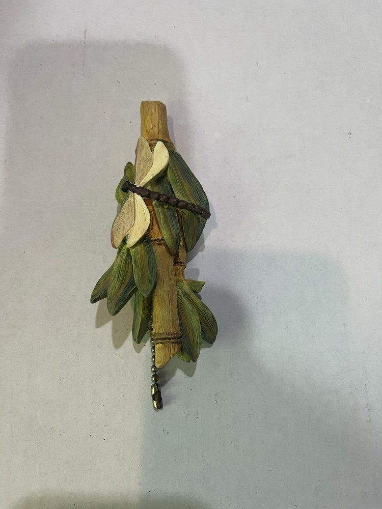 FIGI Vintage Bamboo Hand Painted Pull Chain Attachment