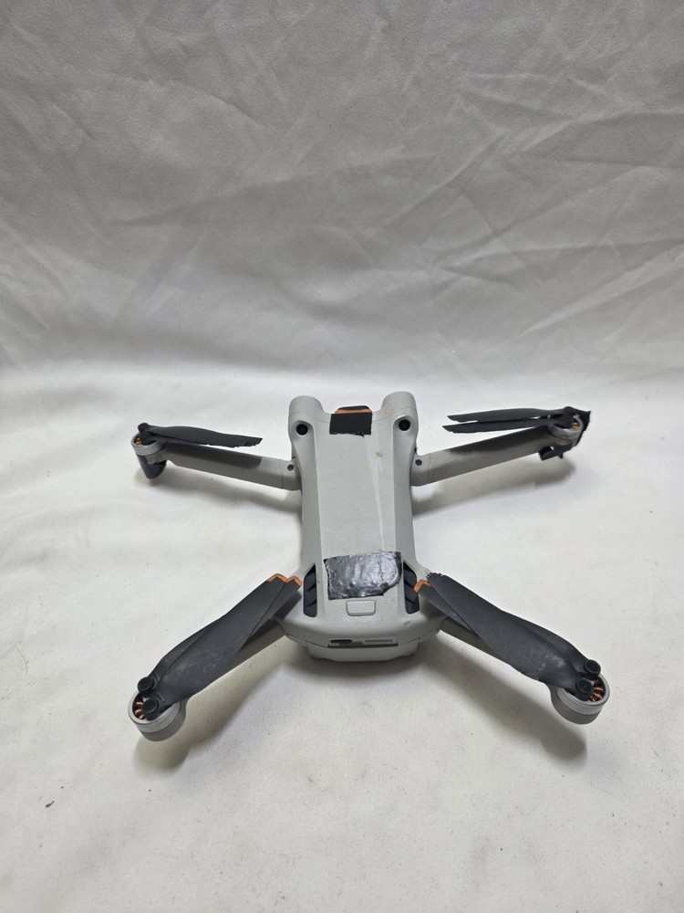 DJI Mini 3 Drone w/ Controller & Case – Video & Zoom Powers On-Gimbals Broken