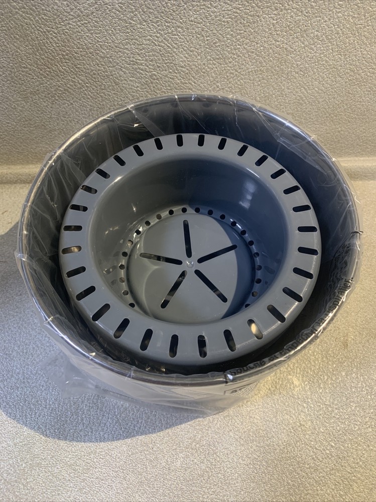 Laura Ashley 3-Piece Bottle Chiller Ice Mold