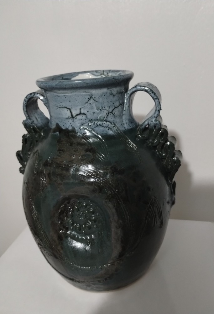 SIGNED - STUDIO POTTERY ART VASE 10"×8"