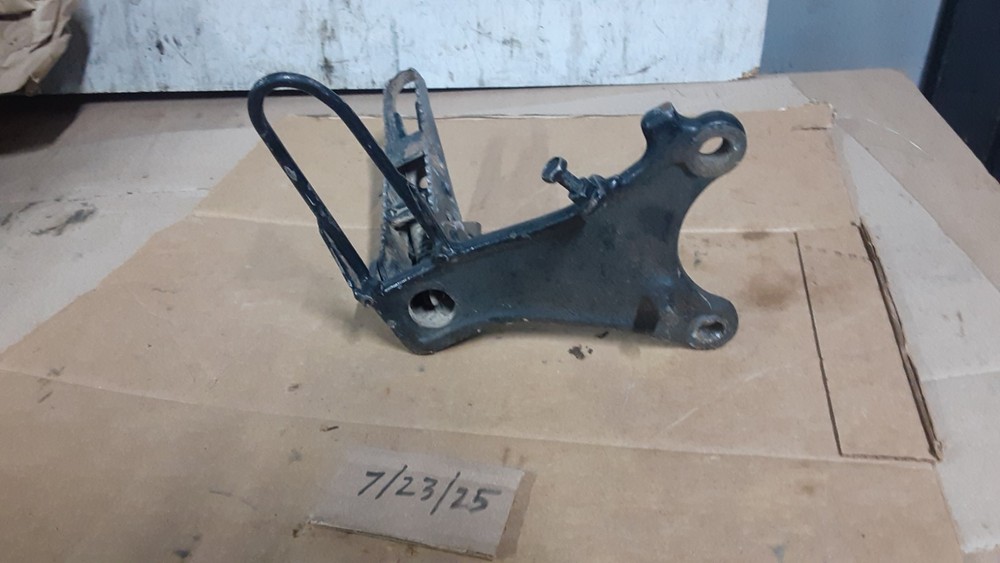 1986 Suzuki LT230 right foot peg