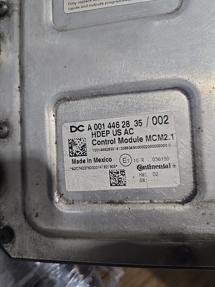 Detroit DD15 Engine ECM ECU Engine Control Module A0014462835