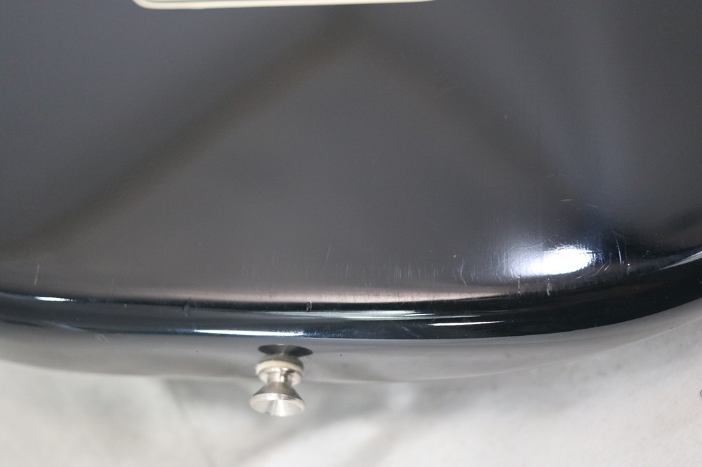 Fender FSR STANDARD STRATOCASTER