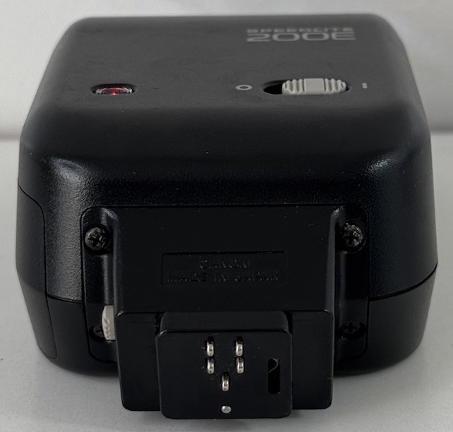 Genuine Canon Speedlite 200E Flash