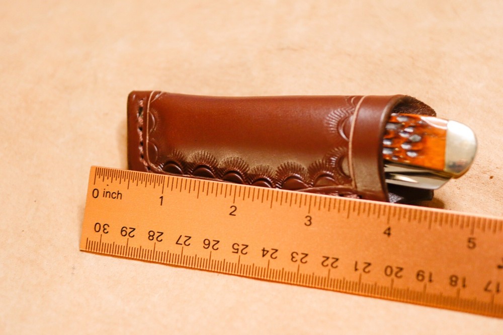 Custom Leather Sheath for 4" Trapper (left hand)