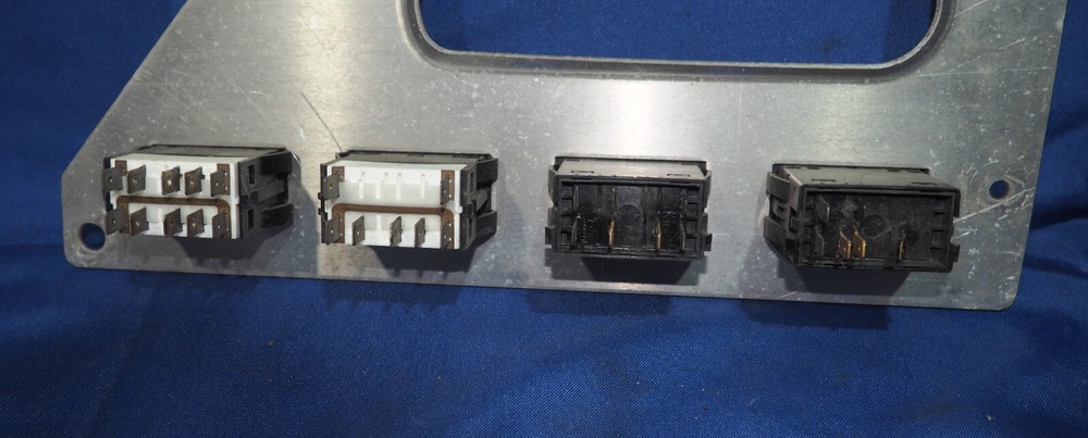 Freightliner M2 106 Dash Switch Control Panel Genuine OEM W/Warranty