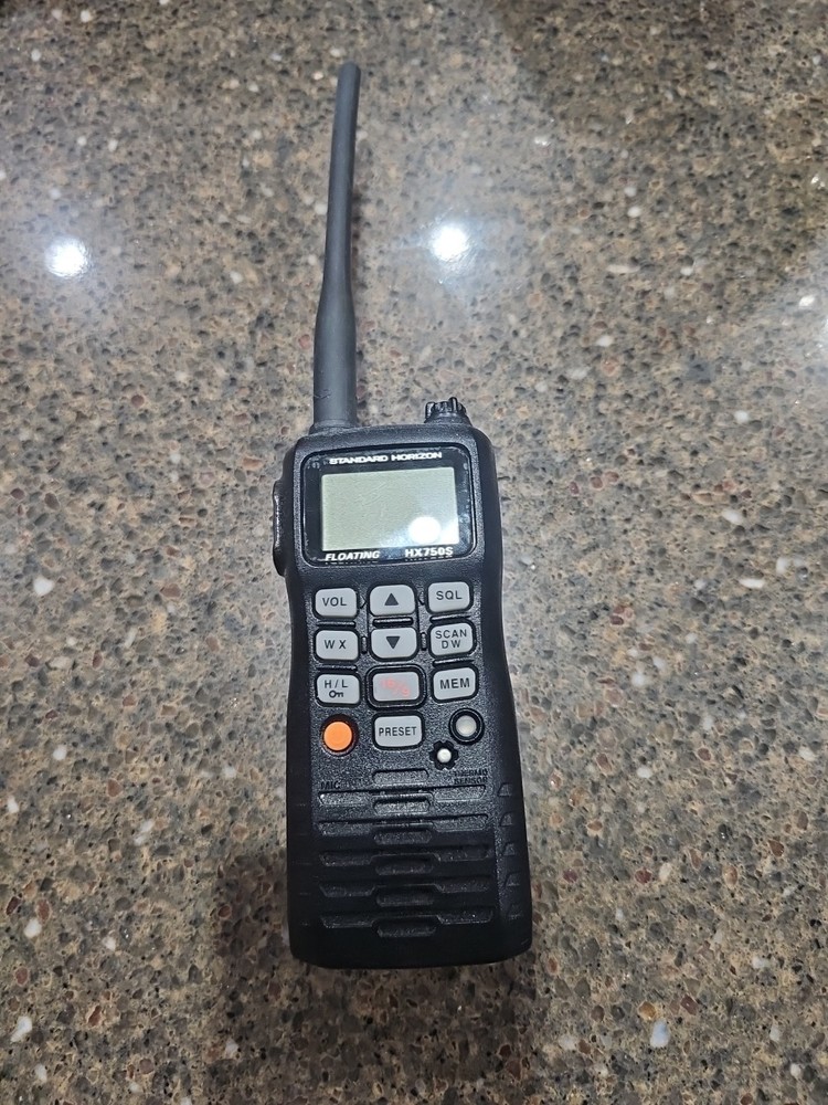 NEW  Standard Horizon 750s