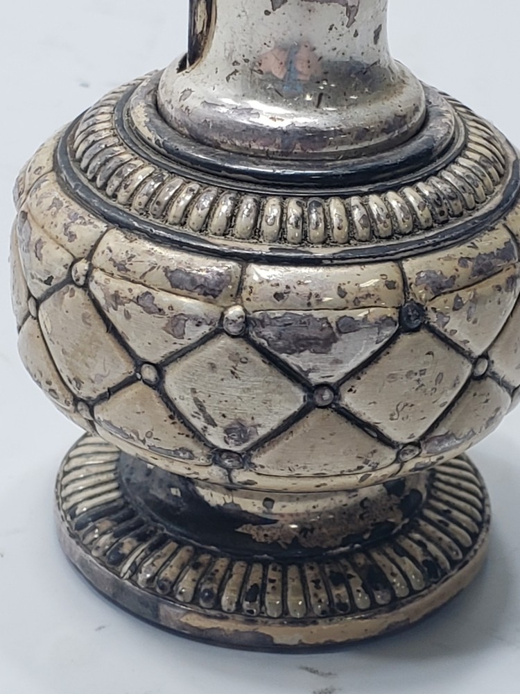 Vintage 1950’s Mid-Century Ronson Gloria Quilted Pattern Table Lighter Untested