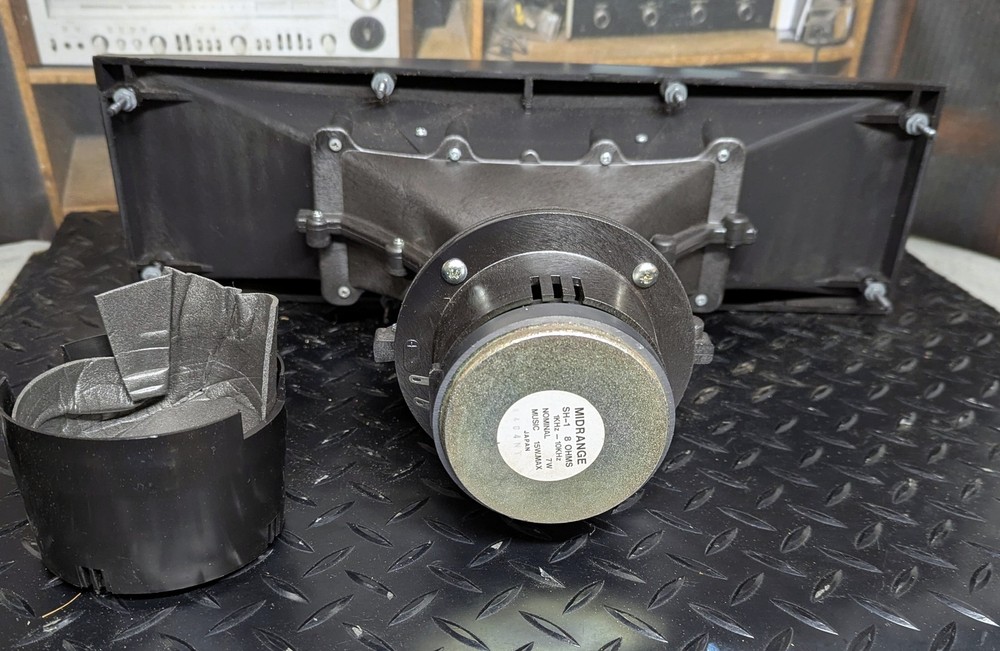 1 OEM horn midrange from Realistic MACH ONE speaker SH-1