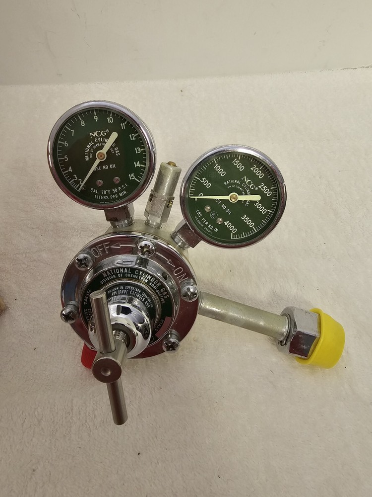 New National O2 Oxygen Regulator-Welding