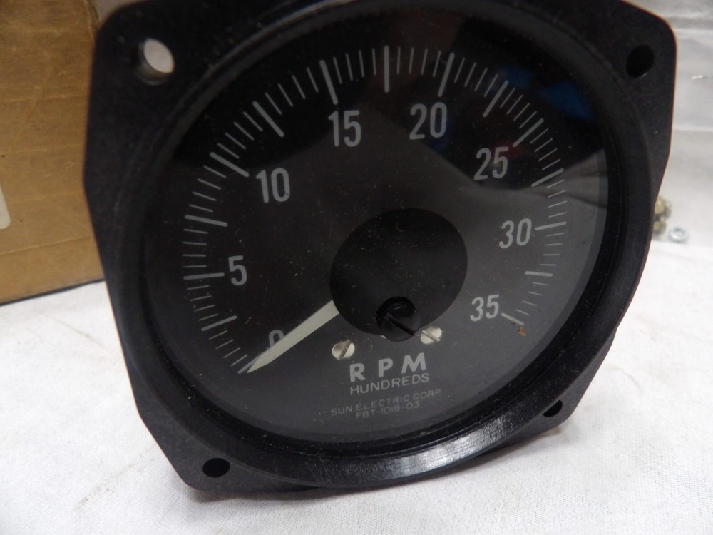 Sun Tachometer FB26A