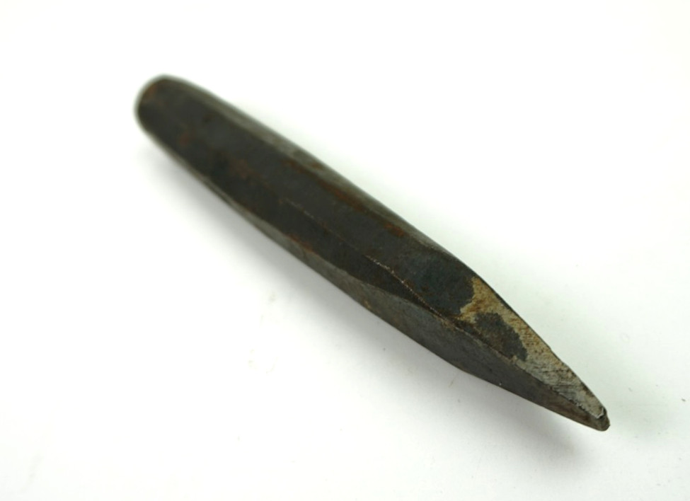 ICTW 2 Lb Concrete Breaker Point Chisel