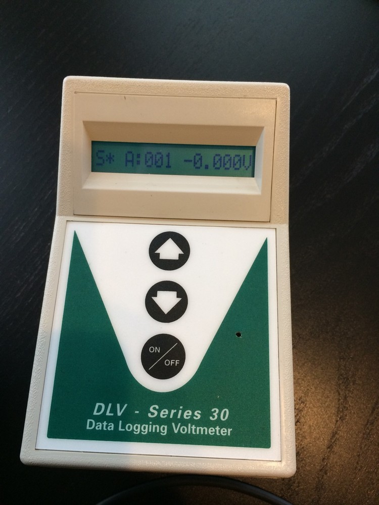 Data Logging Voltmeter Voltlogger With Case DLV-30 Battery Voltage Used