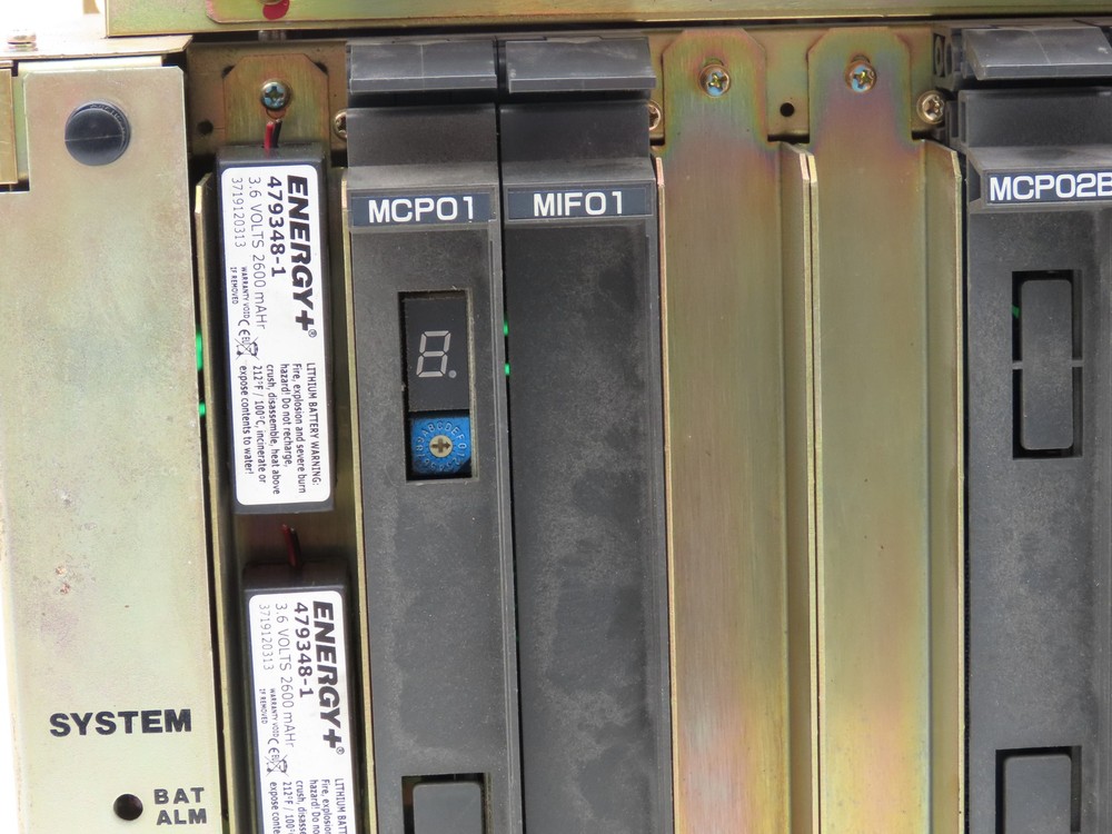 Yaskawa JZNCU-MRK12-1E Chassis Machine Axis Motion Control Boards Modules
