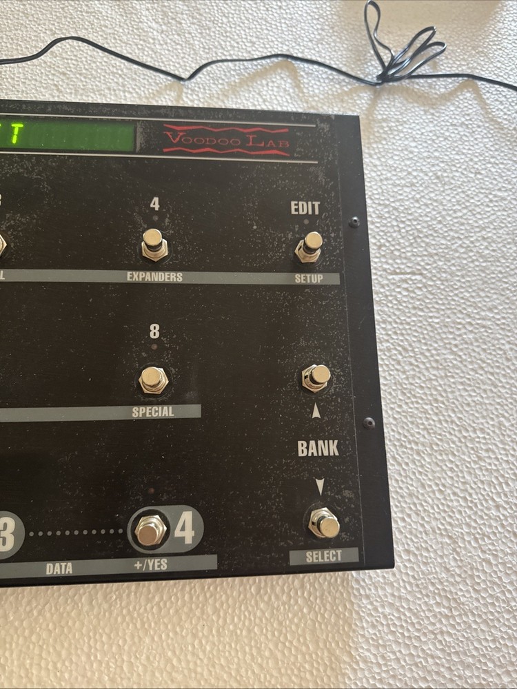 Voodoo Lab Ground Control Pro Guitar Rig MIDI Switching System