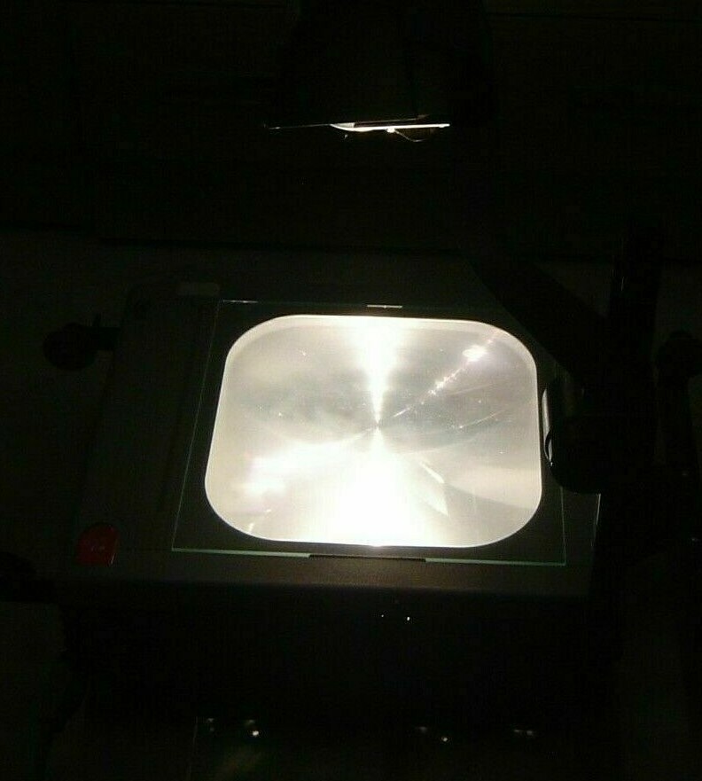 3M Overhead Projector Model 9080