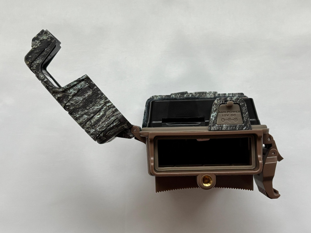 BROWNING Command Ops Elite 22 Trail Camera 22MP Model : BTC-4E22