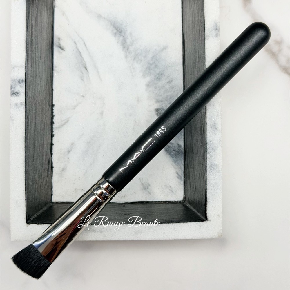 Mac 106S Triangular Concealer Brush - Contour Blending Triangle Flat Top