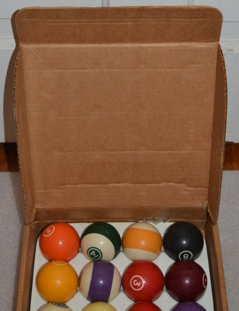 Vintage Pool Balls Billard Complete Set