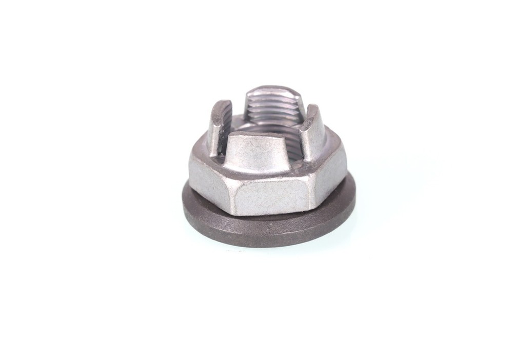 1x Front Hub Nut GH-393960