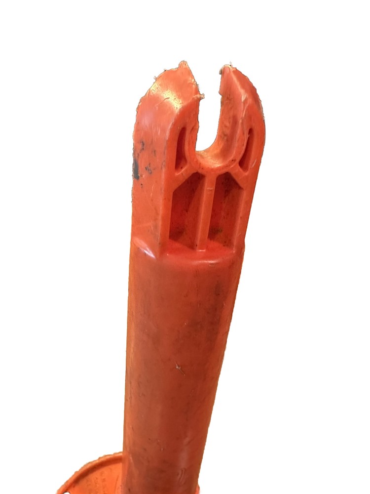 *** SALISBURY WHSCO AUDIO VISUAL AC VOLTAGE DETECTOR IN CASE ***